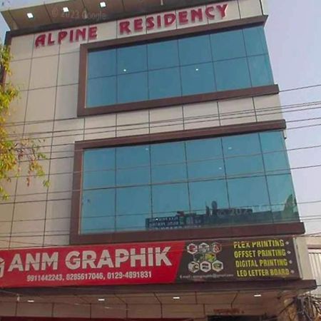 Hotel O Alpine Residency Faridabad Exterior foto