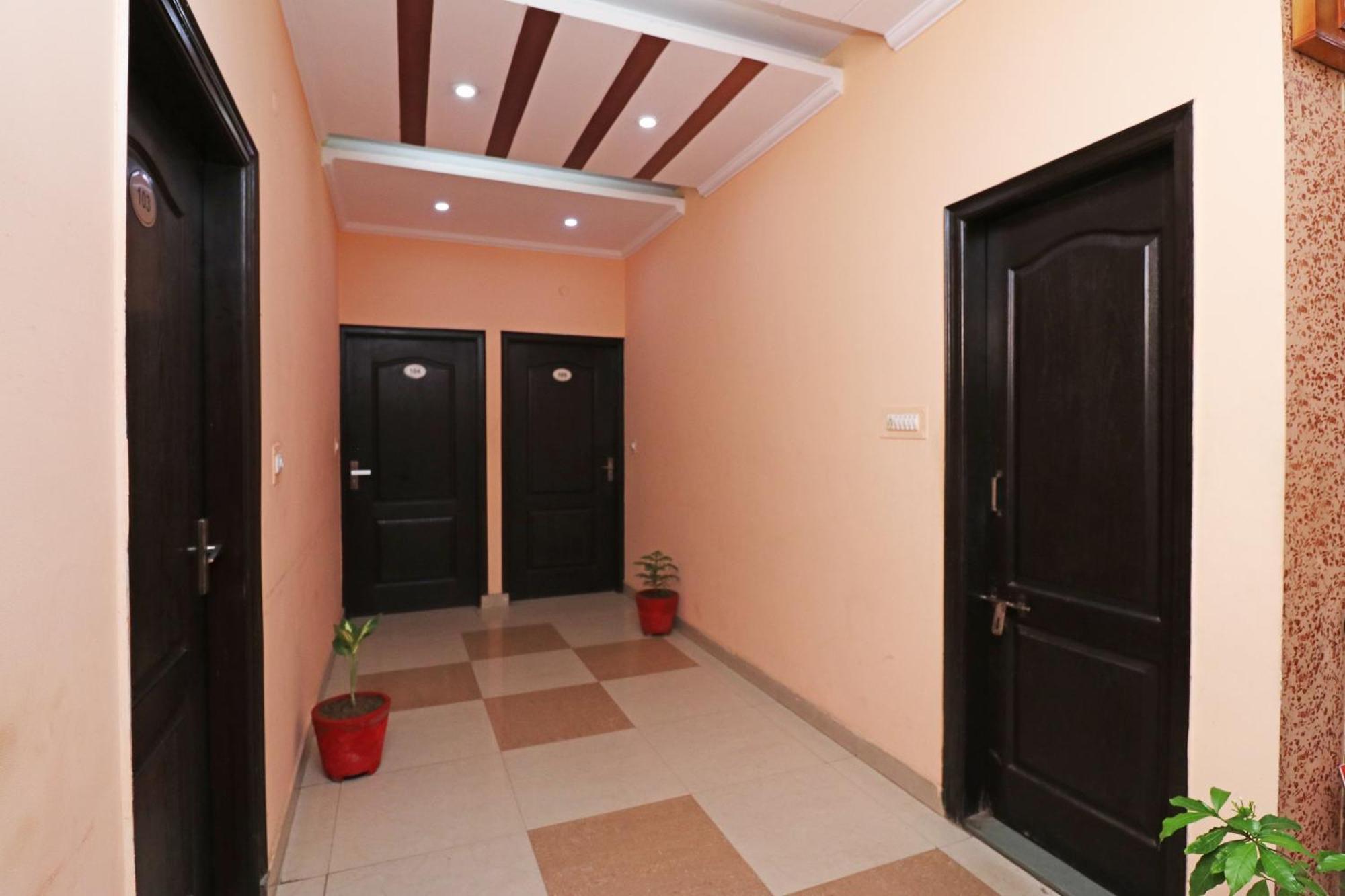 Hotel O Alpine Residency Faridabad Exterior foto